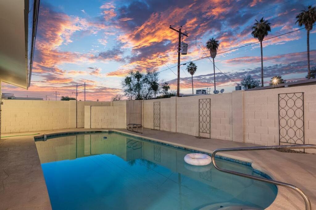 Вилла Cozy-Perfect Location-Private Pool-Heat Optional- Spring Training-Gcu Феникс Экстерьер фото